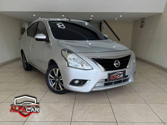 NISSAN VERSA 1.6 16V FLEXSTART SL 4P XTRONIC NISSAN VERSA 1.6 16V FLEXSTART SL 4P XTRONIC